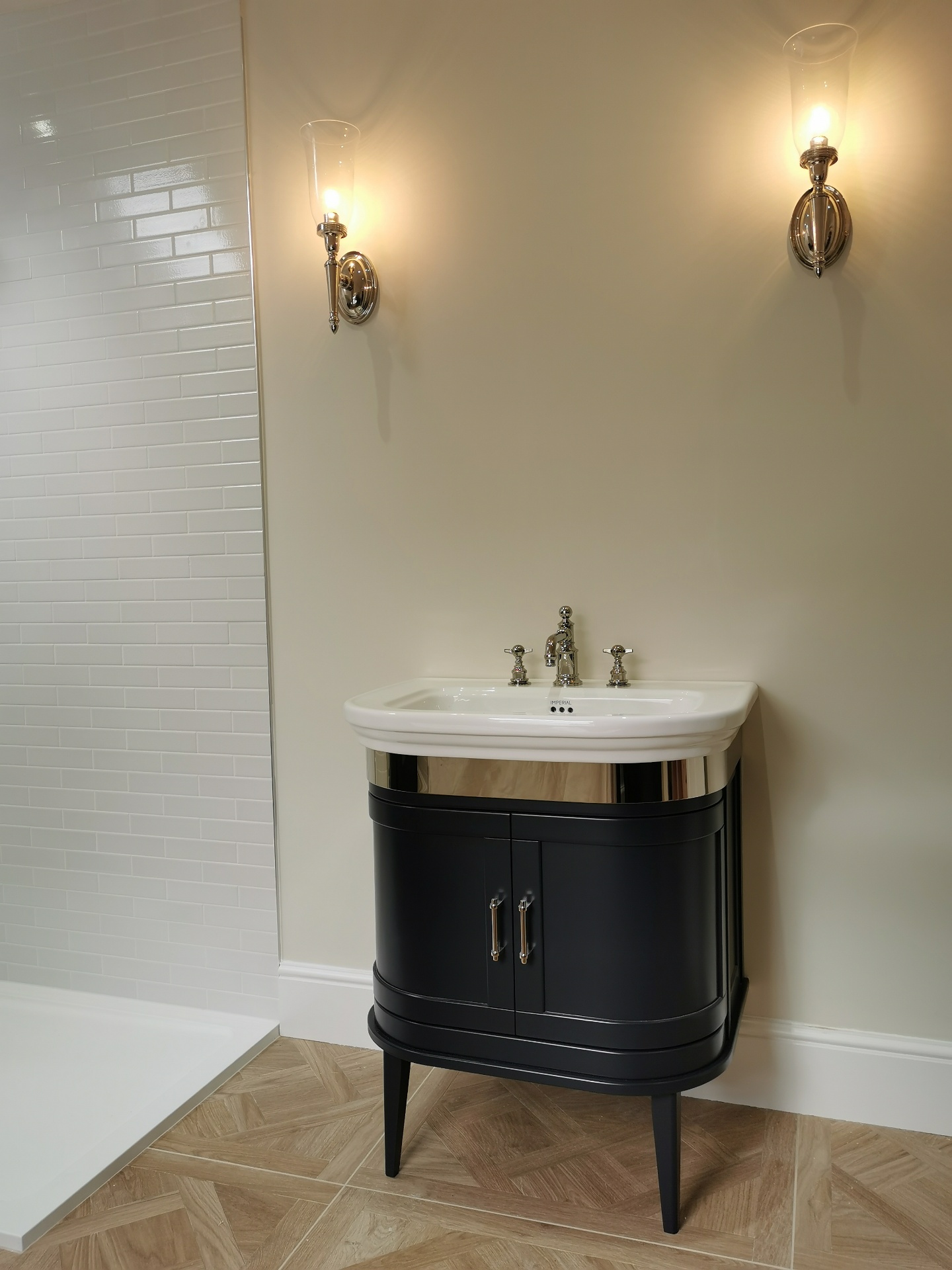 Designer vanity unit with wall sconces